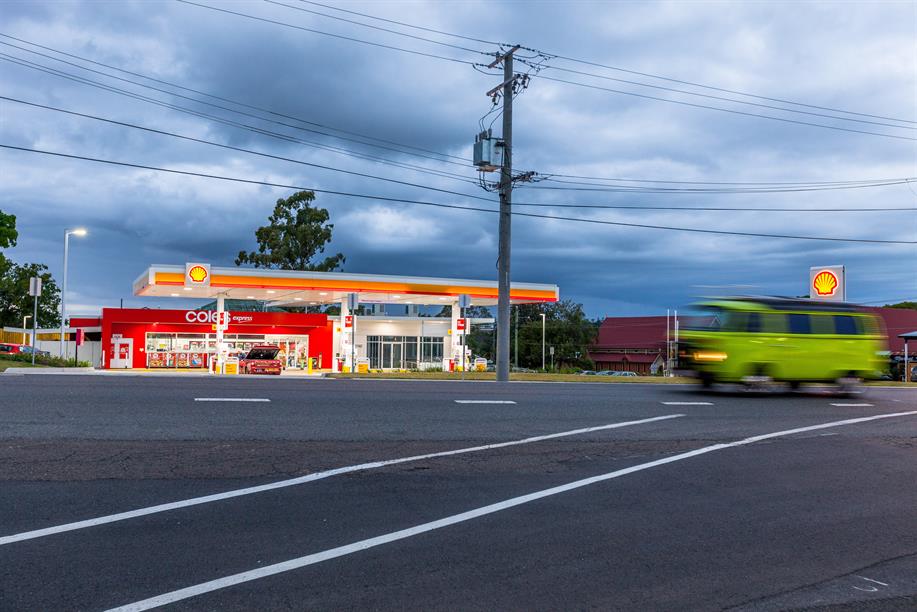 Shell/Coles Express Service Centre Charter Hall