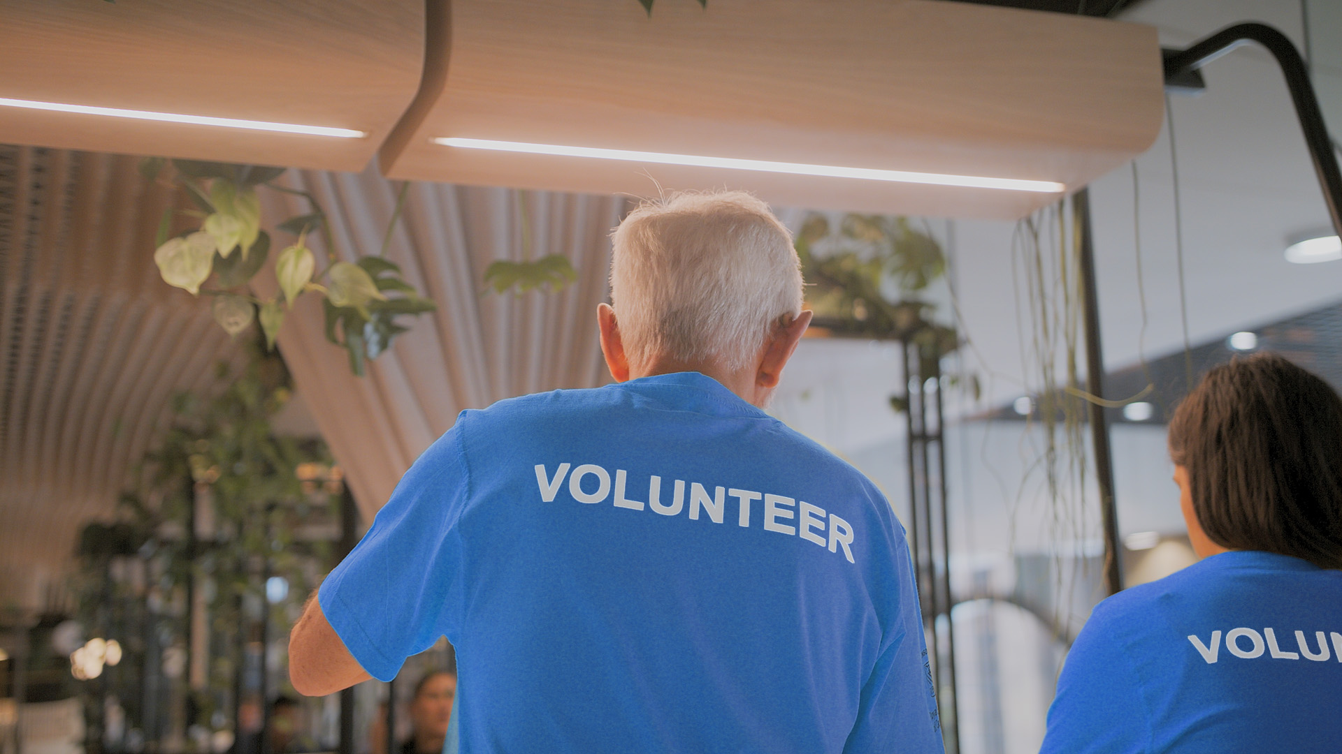 Volunteer_T-shirt_blue